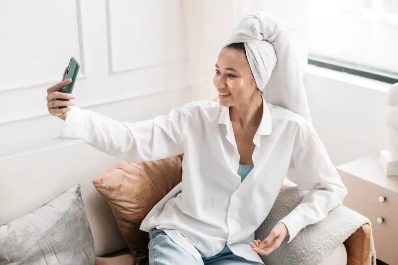 Dating Less Desperately: I Tested All the 'Low Effort, High Standards' Advice Flooding My For You Page